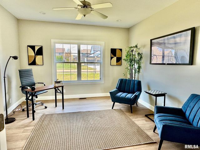 107 SAMUEL Court, Washington, IL 61571