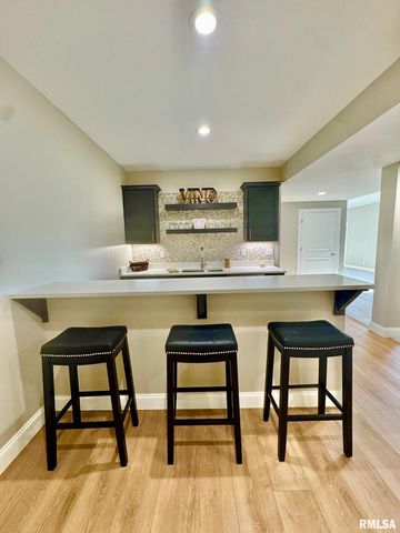 107 SAMUEL Court, Washington, IL 61571