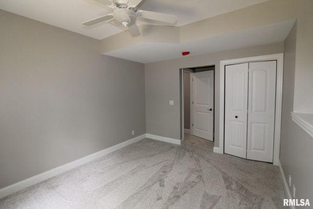 107 SAMUEL Court, Washington, IL 61571