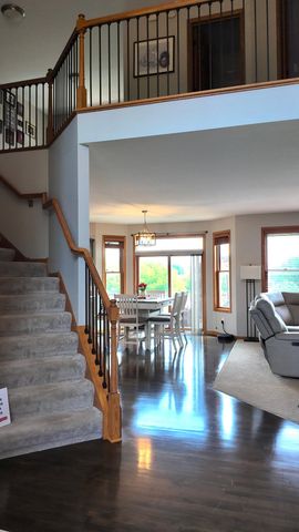 18344 Lake Forest Drive, Lakeville, MN 55044
