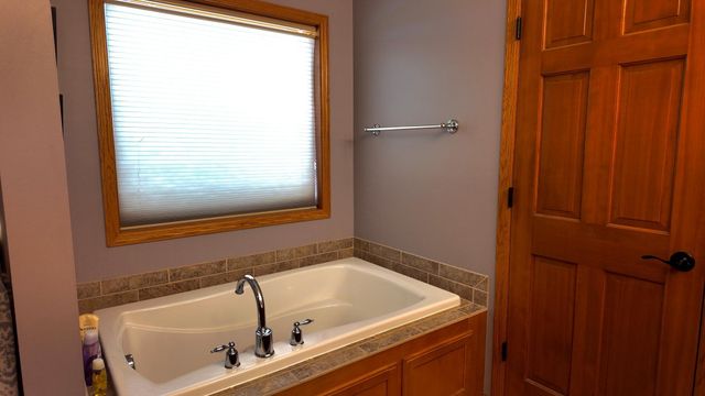 18344 Lake Forest Drive, Lakeville, MN 55044