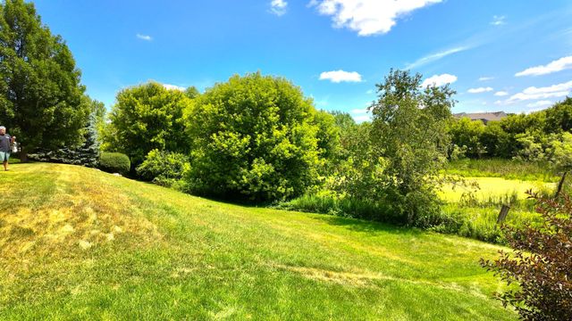 18344 Lake Forest Drive, Lakeville, MN 55044