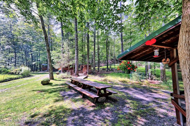 379 Joel M Austin Road S, Cairo, NY 12413