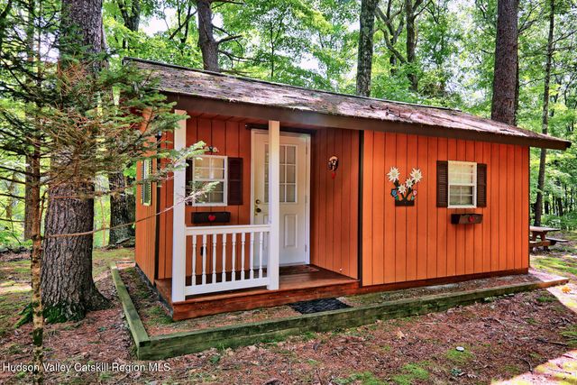 379 Joel M Austin Road S, Cairo, NY 12413