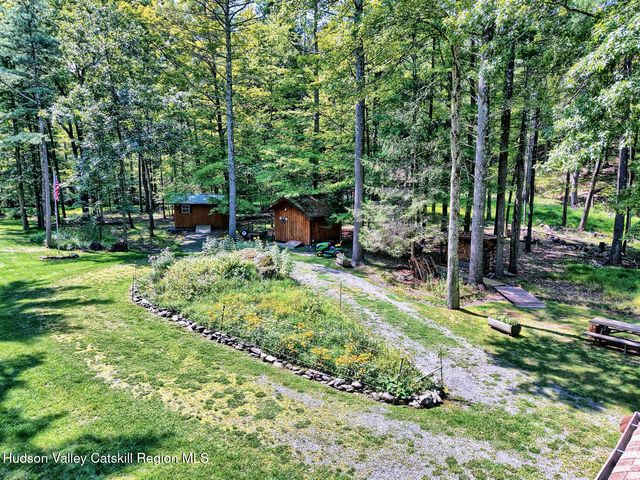 379 Joel M Austin Road S, Cairo, NY 12413