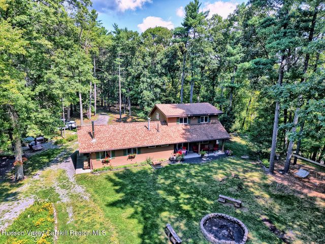 379 Joel M Austin Road S, Cairo, NY 12413