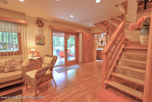379 Joel M Austin Road S, Cairo, NY 12413