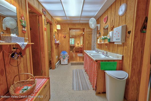 379 Joel M Austin Road S, Cairo, NY 12413