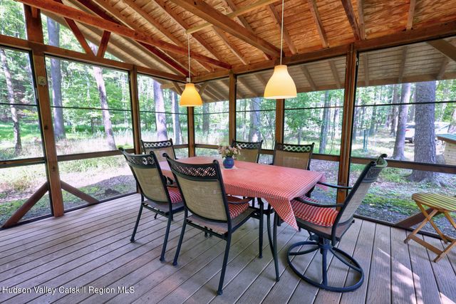 379 Joel M Austin Road S, Cairo, NY 12413
