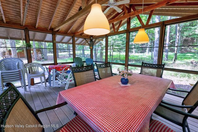 379 Joel M Austin Road S, Cairo, NY 12413