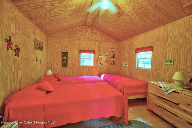 379 Joel M Austin Road S, Cairo, NY 12413
