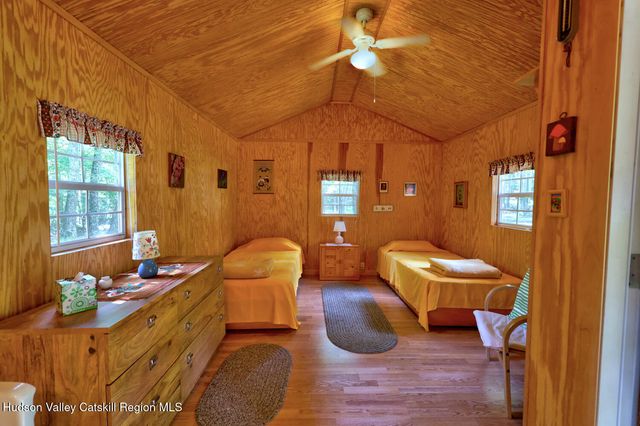 379 Joel M Austin Road S, Cairo, NY 12413