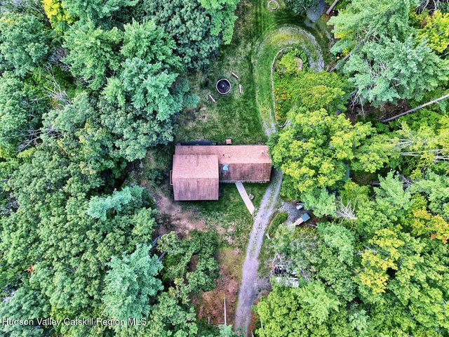 379 Joel M Austin Road S, Cairo, NY 12413