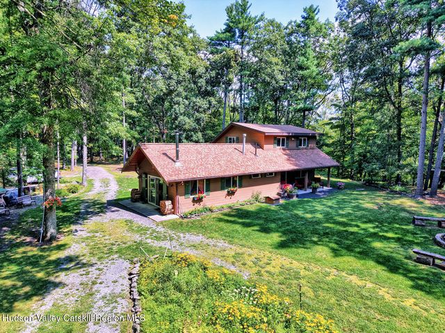 379 Joel M Austin Road S, Cairo, NY 12413