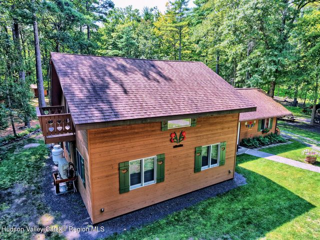 379 Joel M Austin Road S, Cairo, NY 12413