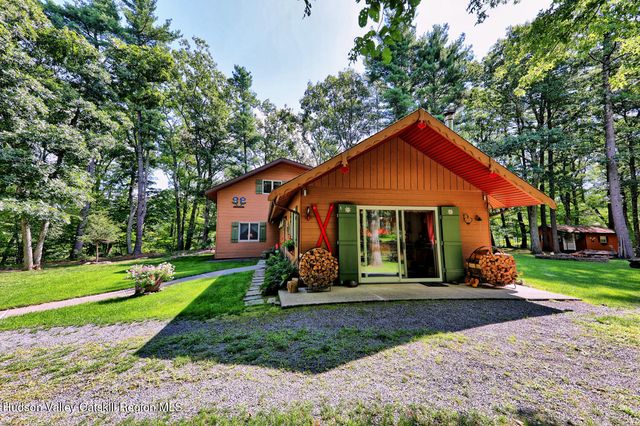 379 Joel M Austin Road S, Cairo, NY 12413