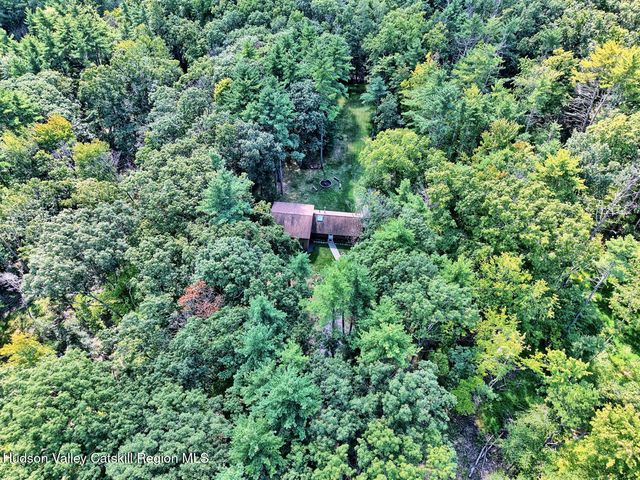 379 Joel M Austin Road S, Cairo, NY 12413