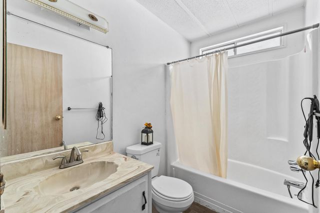 5505 W Tulare Avenue 246, Visalia, CA 93277