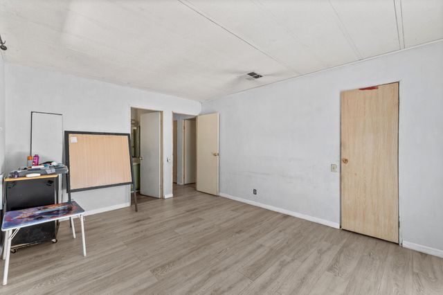 5505 W Tulare Avenue 246, Visalia, CA 93277