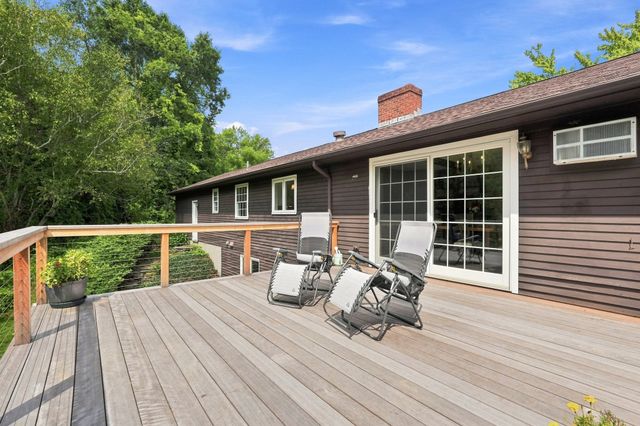 261 Bay Road, Hadley, MA 01035