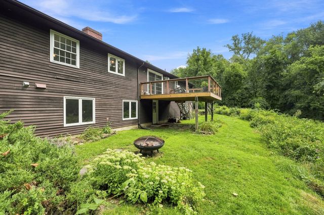 261 Bay Road, Hadley, MA 01035