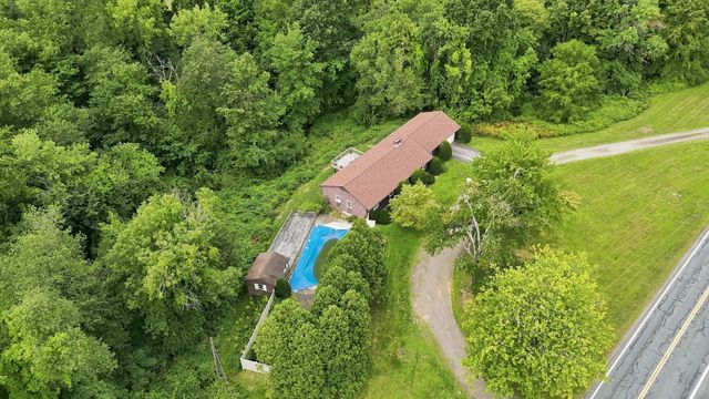 261 Bay Road, Hadley, MA 01035