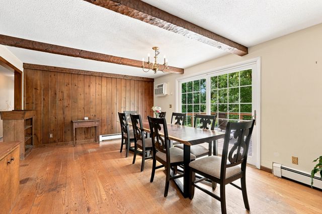 261 Bay Road, Hadley, MA 01035