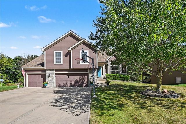 19713 NE 197th Terrace, Smithville, MO 64089