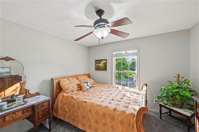 19713 NE 197th Terrace, Smithville, MO 64089