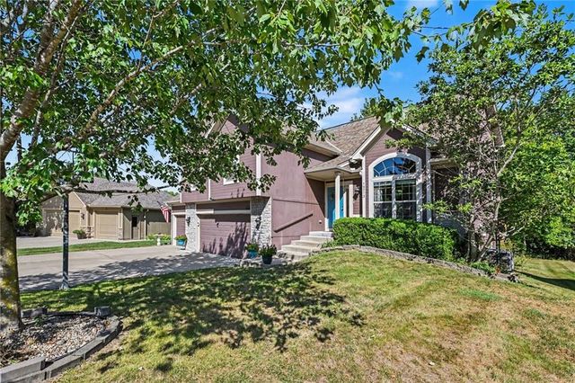 19713 NE 197th Terrace, Smithville, MO 64089