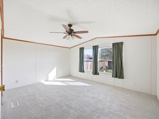 11205 Pikes Peak, Venus, TX 76084