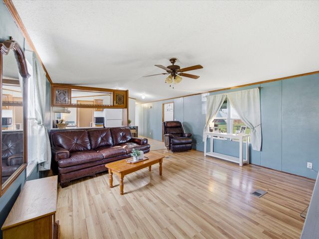 11205 Pikes Peak, Venus, TX 76084