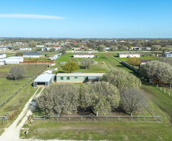 11205 Pikes Peak, Venus, TX 76084