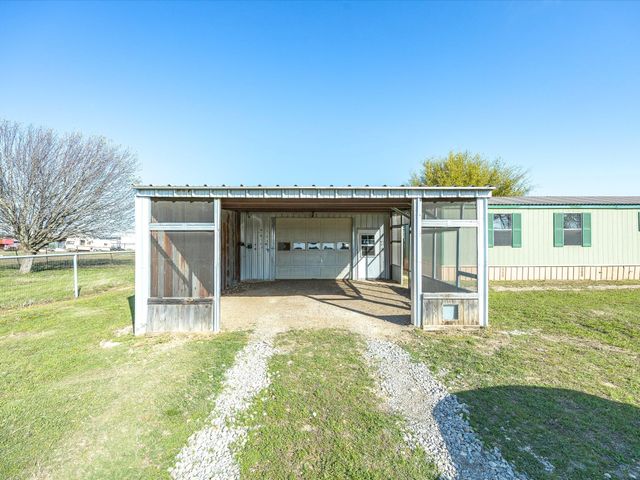 11205 Pikes Peak, Venus, TX 76084