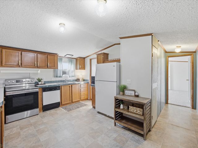 11205 Pikes Peak, Venus, TX 76084