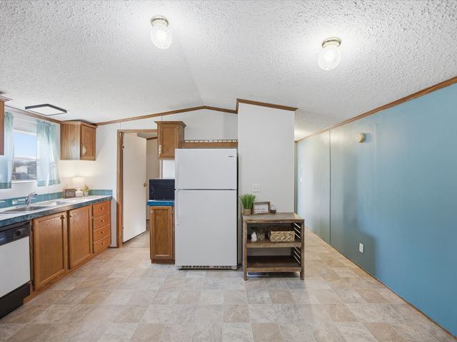 11205 Pikes Peak, Venus, TX 76084