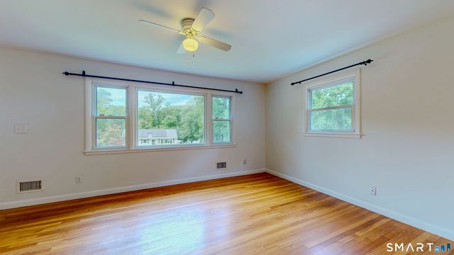41 Capitol Drive, Shelton, CT 06484