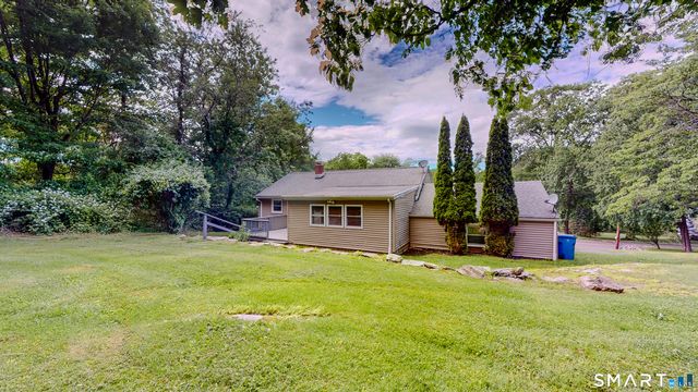 41 Capitol Drive, Shelton, CT 06484