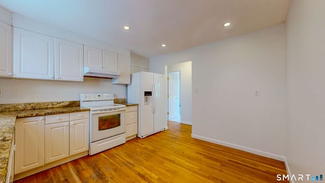 41 Capitol Drive, Shelton, CT 06484
