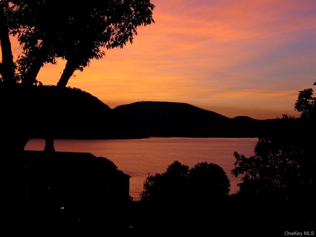 115 Viewpoint Terrace, Peekskill, NY 10566