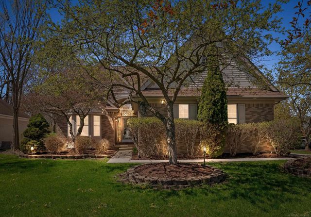 485 Cherry Grove Lane, Commerce Twp, MI 48390