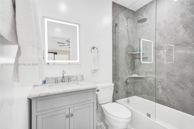 2001 N 22nd Avenue, Hollywood, FL 33020