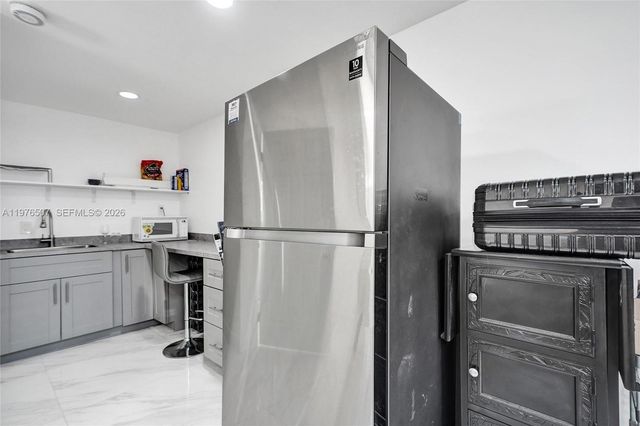 2001 N 22nd Avenue, Hollywood, FL 33020