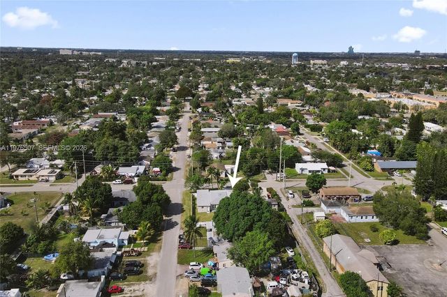 2001 N 22nd Avenue, Hollywood, FL 33020