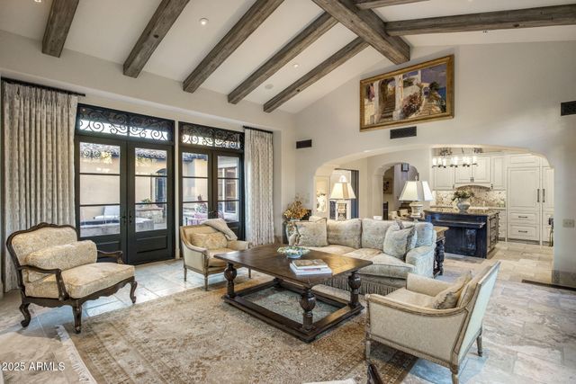 4949 E LINCOLN Drive 4, Paradise Valley, AZ 85253