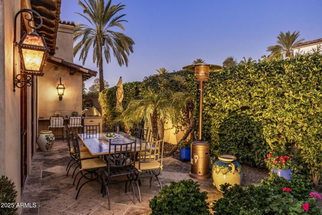 4949 E LINCOLN Drive 4, Paradise Valley, AZ 85253