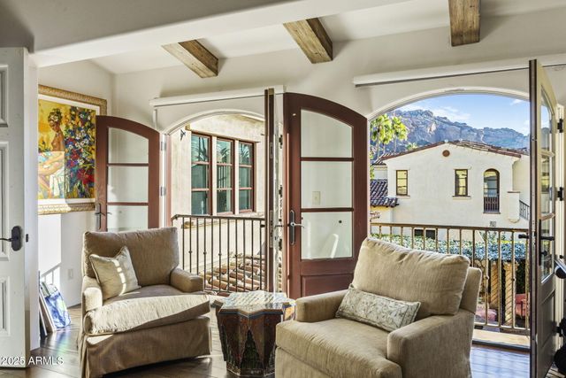 4949 E LINCOLN Drive 4, Paradise Valley, AZ 85253