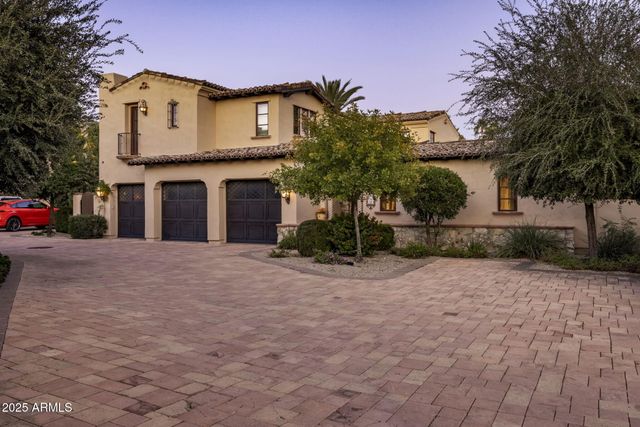 4949 E LINCOLN Drive 4, Paradise Valley, AZ 85253