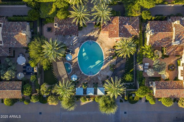 4949 E LINCOLN Drive 4, Paradise Valley, AZ 85253