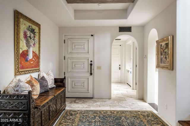 4949 E LINCOLN Drive 4, Paradise Valley, AZ 85253